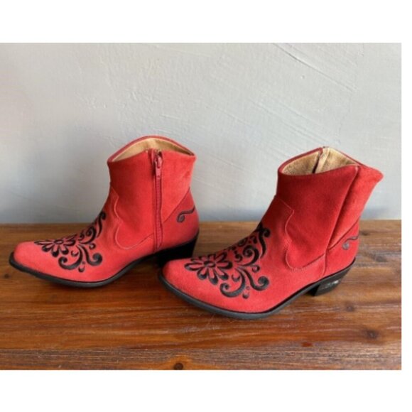 Agave Sky Red Vintage 'Floral Ankle Boot - Picture 7 of 9